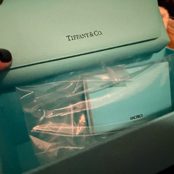*Brand New* Tiffany & Co. - Sunglasses - Picture 10 of 11